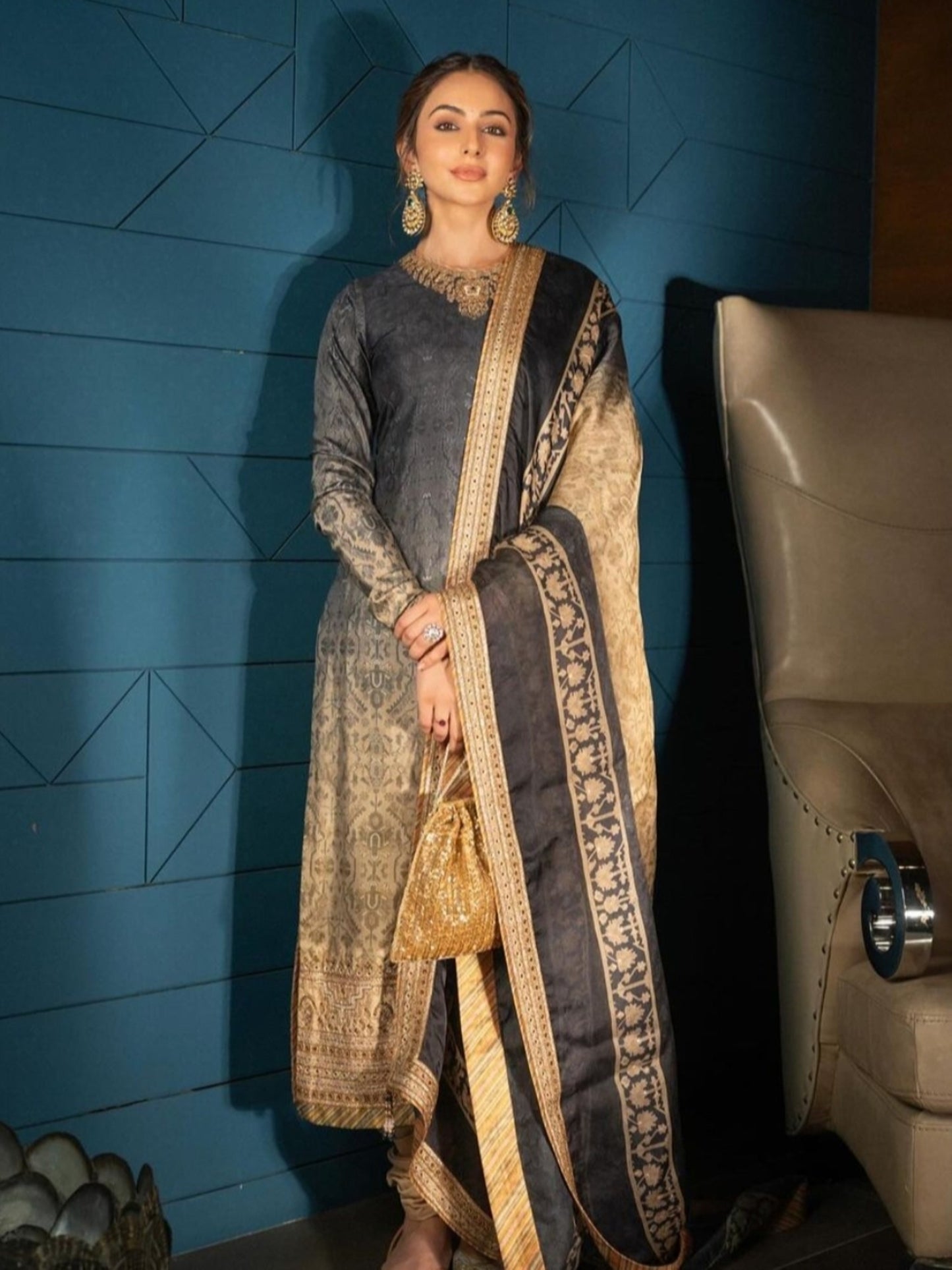 Rakul Preet Gold Sequins Handembroidered Potli