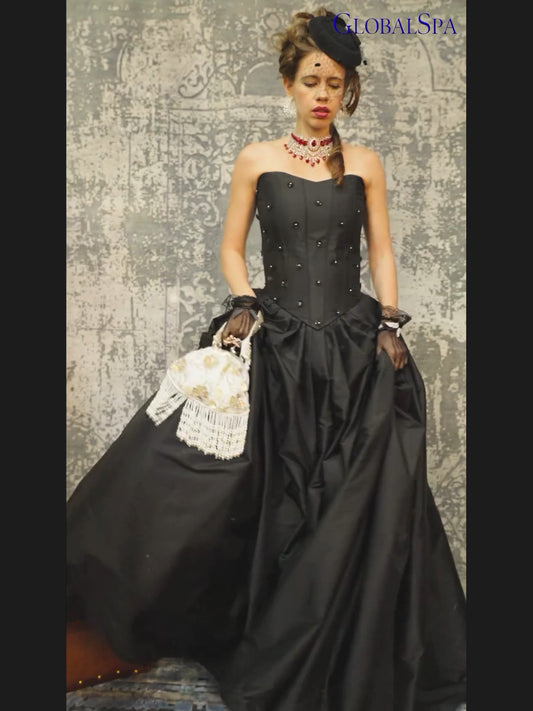 Kalki Kochelin Belle Fluer Handembroidered Batua