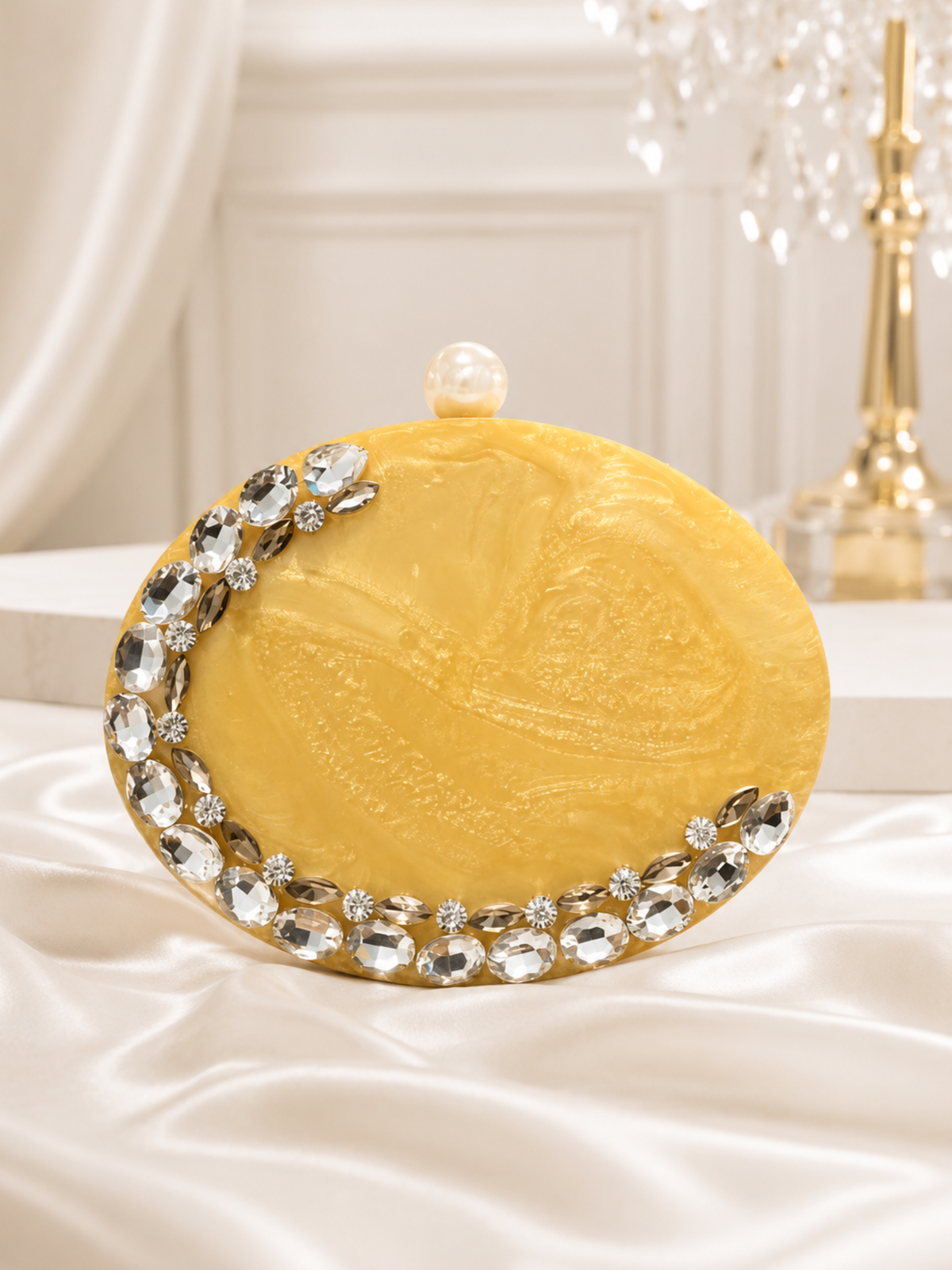 Sunshine Spotlight Resin Clutch