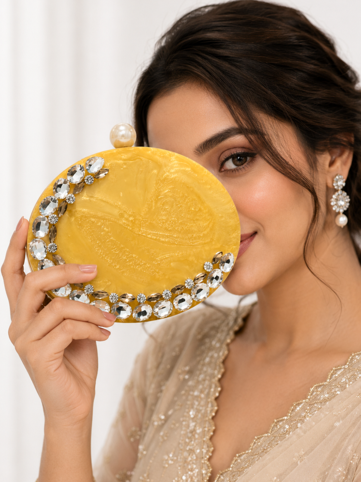 Sunshine Spotlight Resin Clutch